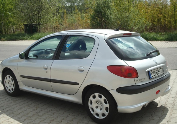 Peugeot 206 cena 8800 przebieg: 167000, rok produkcji 2009 z Wałbrzych małe 436